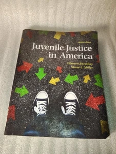 Jugendstrafrecht in Amerika Bartollas Miller Lehrbuch achte Auflage 2017 - Bild 1 von 5
