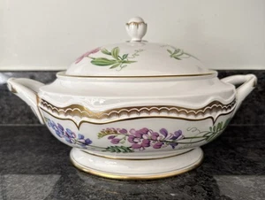 Royal Worcester Sandringham Lidded Rounded Double Handled Vegetable Tureen NEW - Picture 1 of 24