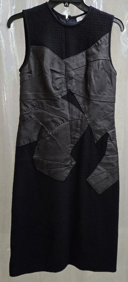 Richard Chai Women's Black Wool/Rayon/Silk Sleeveless Dress Size 6 - Image 1 of 4