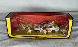 CORGI GIFT SET 13 TOUR DE FRANCE RALEIGH TEAM WITH SUPPORT CAR SPARE BICYCLES - Picture 1 of 8