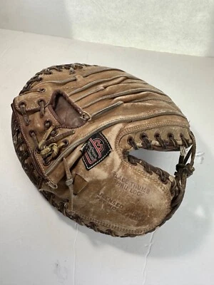 Vintage mcgregor goldsmith catchers mitt RAY Mueller - Image 1 of 4