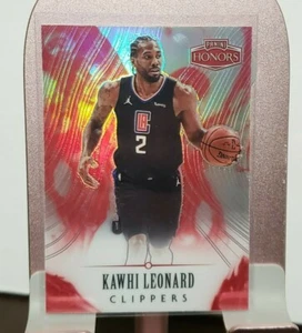 2020-21 Panini Chronicles Panini Honors Prizm Kawhi Leonard #587 - Bild 1 von 2