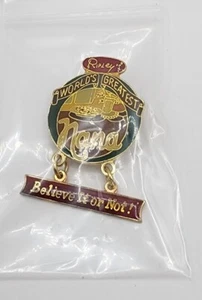 Ripleys Believe It Or Not World's Greatest Nana Vintage Enamel Lapel Pin - Picture 1 of 2