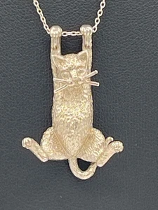 Vintage "Hang In There" Sterling Silver Cat Pendant Necklace Kitty 925 - Picture 1 of 9