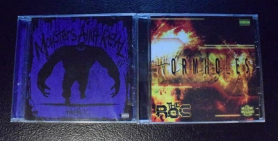 The R.O.C. Twiztid MNE: (Monsters Ain't Real; Wormholes) 2 CD Combo, New Foto 1 de 2