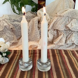 2 Pier 1 Soplado a Mano Claro Clase Redondo Delicado Acanalado Tapper Candelabros 2" Amor - Imagen 1 de 6