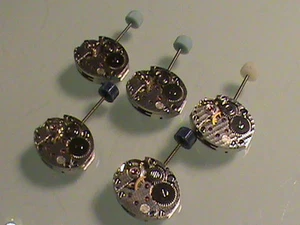 5 NEW OLD STOCK TISSOT WRISTWATCH MOVEMENT CAL. 2700 - Equivalent Omega 1100  - Picture 1 of 5
