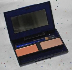 Estee Lauder Eyeshadow in Apricot and Twilight & Eye Pencil in Softsmudge Brown - Picture 1 of 1