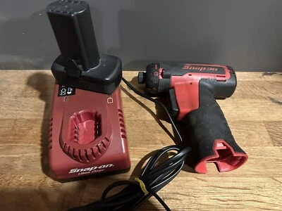 Snap on CTSEU761 14.4v 1/4” hex driver - Image 1 of 4