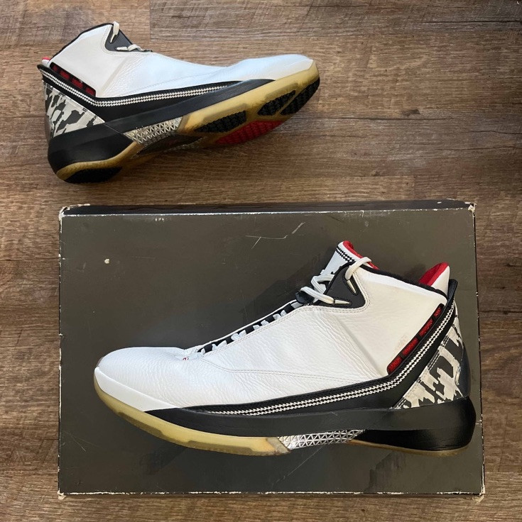 Jordan 22 OG White Varsity Red for Sale | Authenticity Jordan 22 OG White Varsity Red for Sale | Authenticity