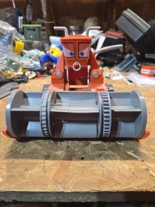 Disney Pixar Cars Chase & Change Frank il trattore combinato 2015 Mattel NO BIN - Foto 1 di 23