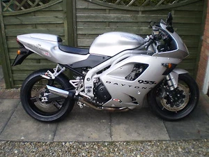 Triumph Daytona Speed Triple escape 955i -T595 1997- 2001 XBSS Extremeblaster  - Imagen 1 de 12