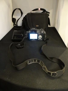 Kodak EasyShare DX6490 4.0MP Digital Camera w/Charger, Case, Battery, SD ~TESTED - Picture 1 of 9