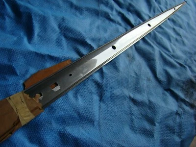 535827 1961 Pontiac Bonneville Vista Molding Trim Chrome Fender Rear Lower NOS Foto 1 de 4