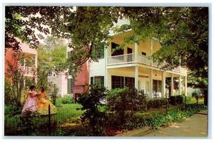 c1950's Gage Home House With 2 Ladies Ground Port Gibson Mississippi MS Postcard - Picture 1 of 2