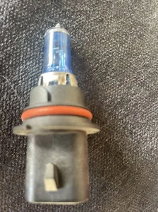 Juego de bombillas halógenas alimentadas con xenón Sylvania SilverStar ZXE 9004 paquete de 2 - Imagen 1 de 5