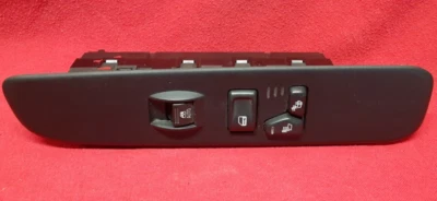 2006 - 2009 GMC Envoy & XL RIGHT PASSENGER Window Lock Seat Adjust Switch  - Image 1 of 4