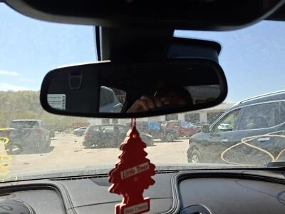 Espelho retrovisor interno central dianteiro usado serve: 2017 Chevrolet Impala automati - Imagem 1 de 4