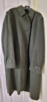 COMO NUEVO OVERSIZE Abrigo Burberry Dos Bolsillos Hombre Verde  Foto 1 de 4