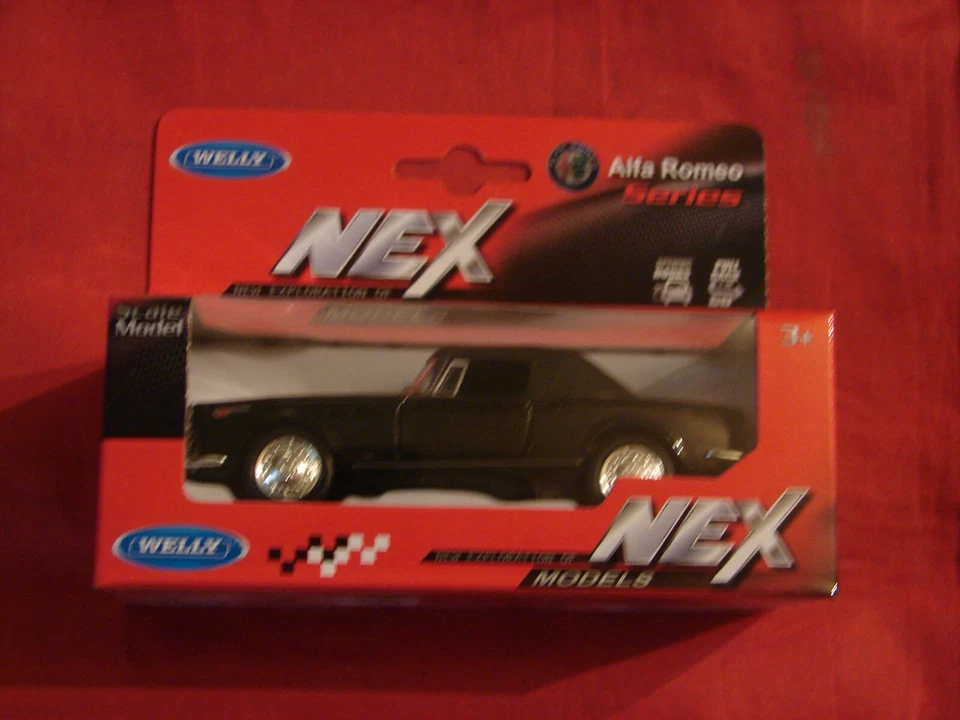 WELLY 1/43e ALFA ROMEO 2600 SPIDER  NEUF BOITE 42343H NOIRE - Photo 1/1