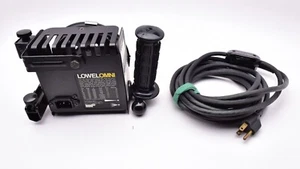 Lowel Omni Light with Scrim (#12219) - Picture 1 of 5