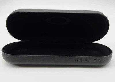 NEW OAKLEY BLACK SMALL AUTHENTIC CLAMSHELL EYEGLASSES HARD CASE - Image 1 of 3