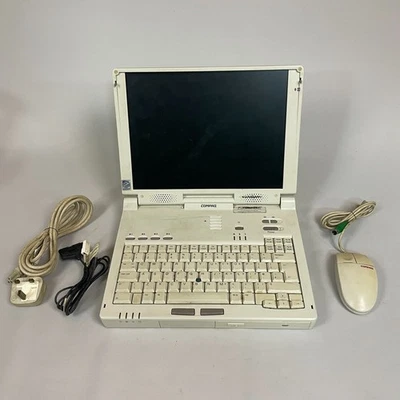 Vintage Compaq Armada 7792DMT Series 2890B Laptop | Spares/Repair (powers on) - Image 1 of 4