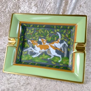 Vintage Hermes Porzellan Zigarren Aschenbecher 2 Foxhounds Hund Kleingeld Tablett grün - Bild 1 von 15