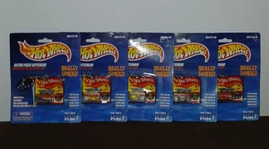 2000 Hot Wheels Retro Pack Keychains 5 of 5 - Picture 1 of 13