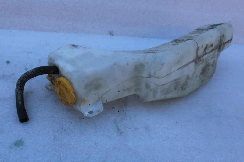 Botella de depósito de desbordamiento de refrigerante Subaru XV 2017 45153AG001 Foto 1 de 4