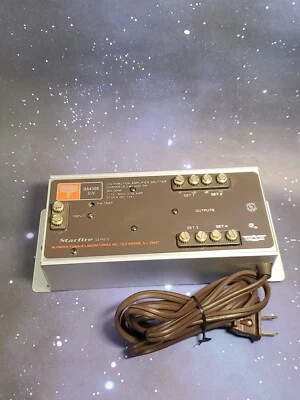 VTG Blonder Tongue Starfire Series Distribution Amplifier Splitter DA4300 U/V - Image 1 of 4