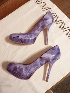 Joan & David Women's Flipp Platform Pumps Patent Leather Size 6.5M, Geometric - Picture 1 of 21