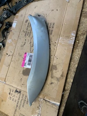 02-06 SUZUKI GRAND VITARA XL-7 CUARTO TRASERO IZQUIERDO ACAMPANADO MOLDURA OEM Foto 1 de 3