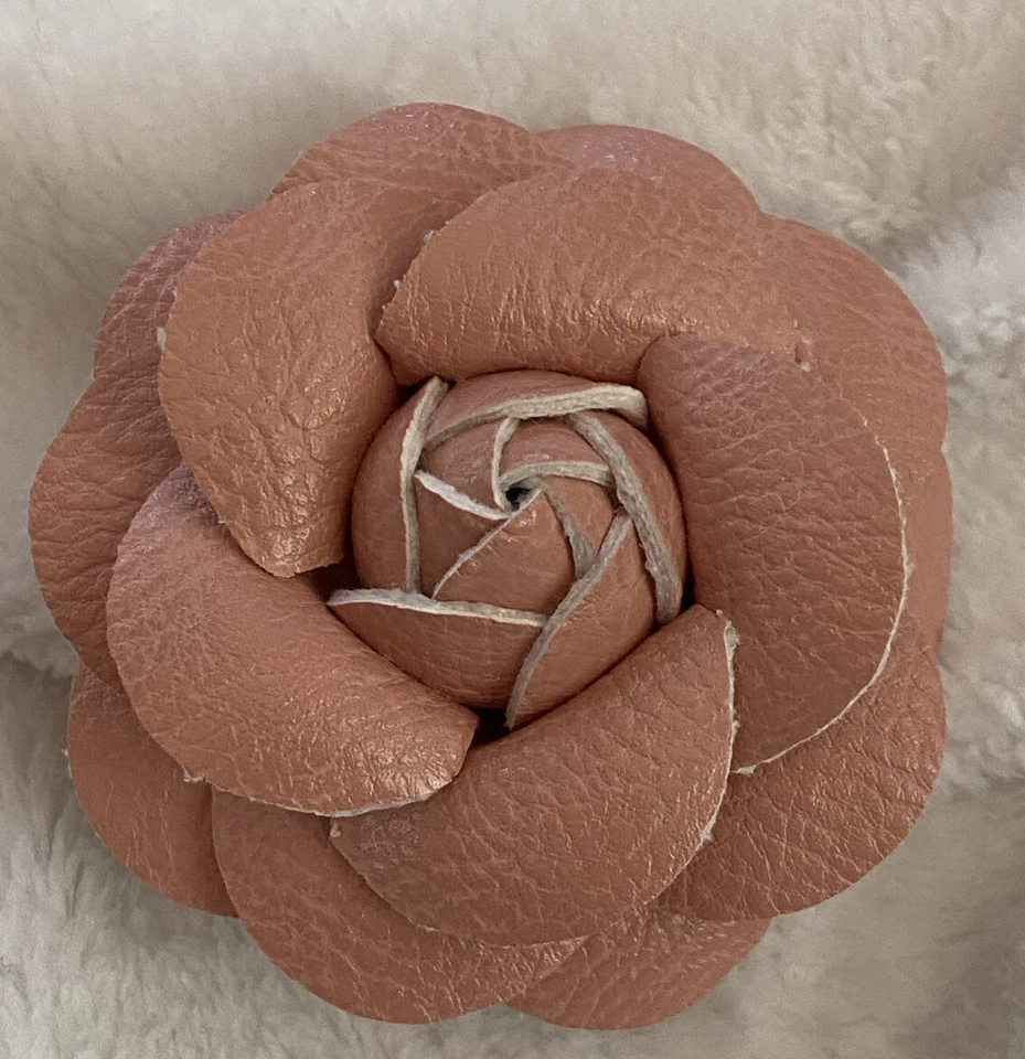 Broche Flor Cuero sintético - Melocotón - Envío Gratis Foto 1 de 1