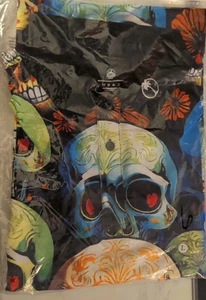 Island Golf, Golf shirt, Short Sleeve, Awsome Skull Design Size Large - Picture 1 of 3
