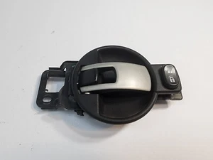 2009-2005 Chevrolet Equinox Front Left Driver Side Interior Door Handle - Picture 1 of 3