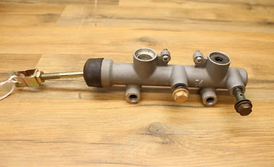 2008 08 Polaris Razor Rzr 800 S Brake Master Cylinder - Image 1 of 4