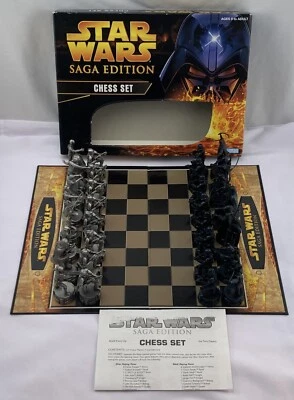 2005 Star Wars Chess Set Saga Edition Complete in Great Condition FREE SHIPPING - Image 1 of 4