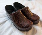 Dansko Clogs Brown Tortoise Leopard Cheetah Print Patent Leather Shoe Size 40