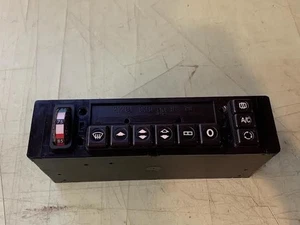 OEM Mercedes W201 HVAC Push Button Climate Controls Heater AC Air Conditioning - Picture 1 of 4