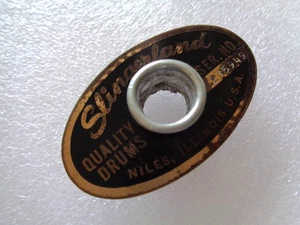 1960s VINTAGE SLINGERLAND  BLACK  & BRASS COLOR  BADGE MADE IN NILES, ILL. USA - Picture 1 of 6