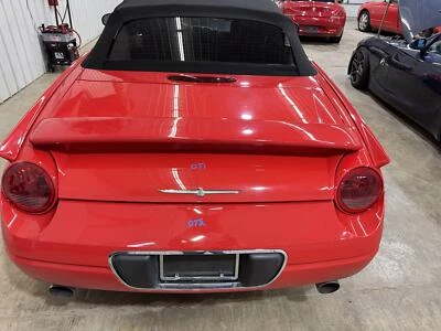 02-05 FORD THUNDERBIRD TAPA MALETERO TRASERO PUERTA LEVADIZA COLORADO ROJO/NEGRO SUPERIOR D3 Foto 1 de 4