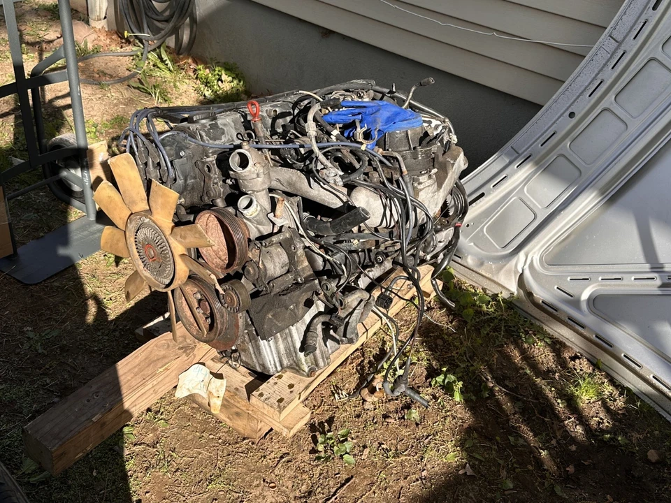 W124 M103 Tipo 300CE 86-89 MERCEDES 300E 77145 Foto 1 de 4