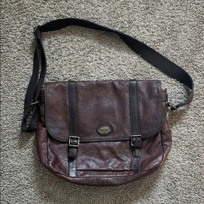 Fossil Estate East West Cow Hide Genuine Leather Crossbody Messenger Bag - Image 1 of 4