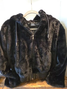 Zara Black Faux Fur Cropped Hooded Jacket Size XS - Picture 1 of 8
