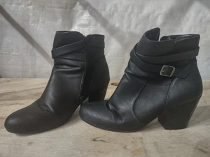 A2 By Aerosols Black Ankle Women Boots Size 9.5 Heelrest Boots Free Shipping - Picture 1 of 12