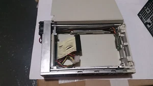HP Compaq Hotswap Rack extractible Wide-SCSI M10-PB1-0260 RH-25/28 M10-PB2-3010 - Photo 1/6