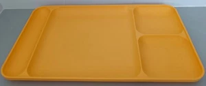 NEU Vintage gelb Tupperware 4 Abschnitte Chip & Dip Platte/Mahlzeit Tablett 1535-3 - Bild 1 von 7