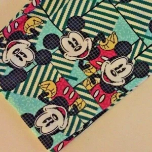 NWT LuLaRoe Disney Tween MICKEY MOUSE Patchwork GREEN Holiday Leggings *RARE* - Picture 1 of 2