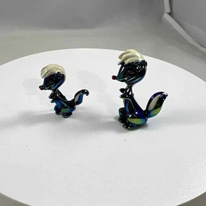 60er-70er Jahre Metall Stinktiere irisierend Emaille Optik figürliche Streunadeln/Broschen - Bild 1 von 6